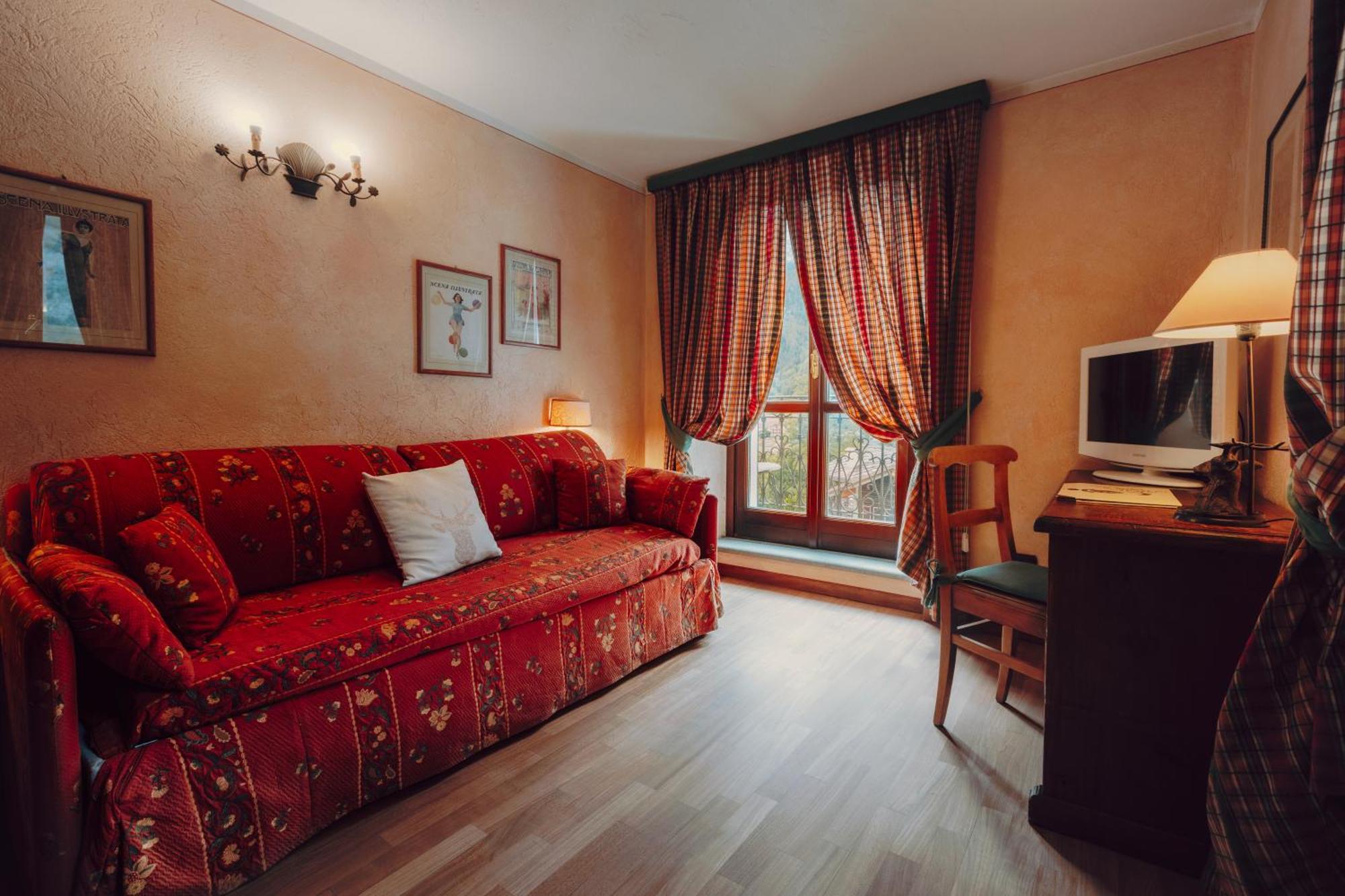 Villa Novecento Romantic Hotel - Estella Hotel Collection & Experience كورمايور المظهر الخارجي الصورة